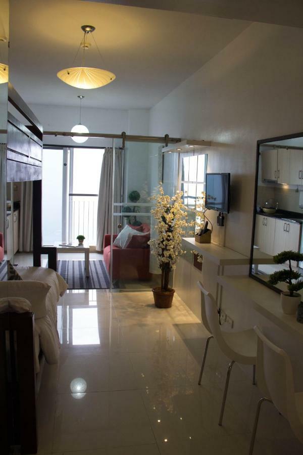 Smdc Wind Residences Tagaytay With Balcony 19Th Floor Tagaytay City Exterior foto